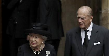 O πρίγκιπας Φίλιππος αποσύρεται από τον ενεργό δημόσιο βίο