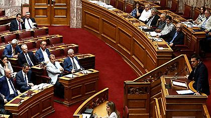 Υπερψηφίστηκε το νομοσχέδιο για την Παιδεία - Καταψήφισε το άσυλο ο Δ. Καμμένος