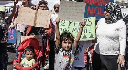 Σε τρία χρόνια και σε δόσεις θα ολοκληρωθεί η μετεγκατάσταση 2.500 προσφύγων από Ελλάδα σε Γερμανία