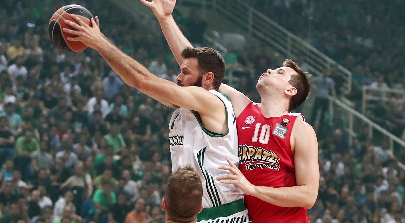 Υπόκλιση Αγραβάνη στον Φώτση (pic)