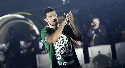 Φελντέιν: «Ευχαριστώ τον Παναθηναϊκό και τον κόσμο του»