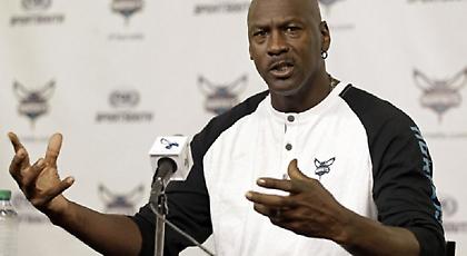 Τζόρνταν: «Τα πέντε πρωταθλήματα νικούν τα τρία»! (video)