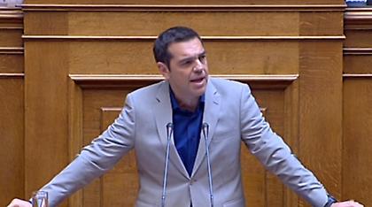 Τσίπρας: «Για εμάς αριστεία δεν είναι ποιος θα κρατάει τη σημαία»