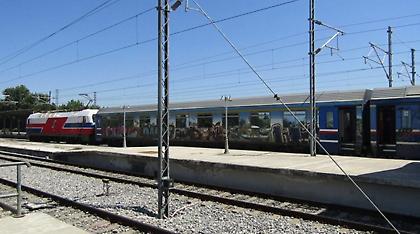 Ο εκτροχιασμός σημειώθηκε σε ορεινό, δύσβατο μέρος Κλειστή η σιδηροδρομική γραμμή Αθηνών-Θεσσαλονίκη