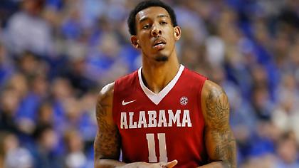 Ανακοίνωσαν Χέιλ και δύο Έλληνες τα Τρίκαλα