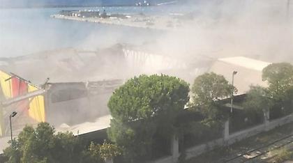 Κατέρρευσε στέγαστρο στο παλιό λιμάνι της Πάτρας - Πληροφορίες για νεκρό