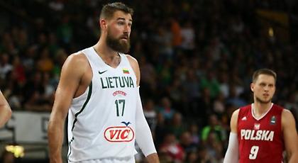 Νίκη με θετικό Λεκαβίτσιους για Λιθουανία