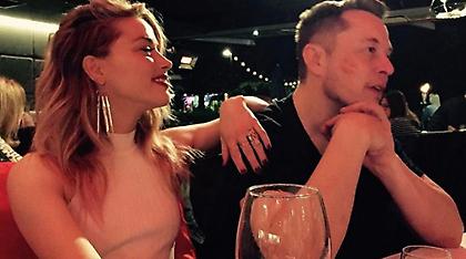 Δεν «κάνει χωριό» με άντρα η Amber Heard: Χώρισε και με τον μεγιστάνα Elon Musk