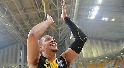 Ντίξον: «Ήθελα να μείνω, ΑΕΚ για πάντα»