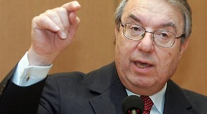 Μπαμπινιώτης: Καταστρατηγείται η άμιλλα με το νέο νομοσχέδιο για την Παιδεία