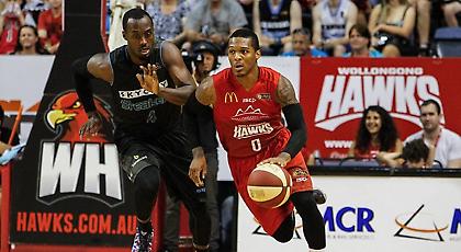 Ένας κοντός που πηδά στο... Θεό για τον Κόροιβο (video)