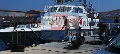 Bυθίστηκε μικρό σκάφος έξω από το λιμάνι της Σύρου -Σώος ο 46χρονος ιδιοκτήτης