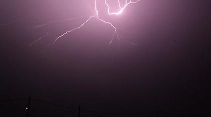 Γαλλία: Κεραυνός χτύπησε κατασκήνωση - Ένας 15χρονος σε κρίσιμη κατάσταση