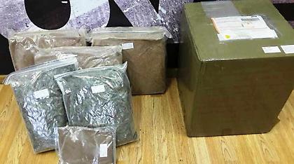 Χειροπέδες σε 66χρονο για διακίνηση ναρκωτικών μέσω... ταχυδρομείου!