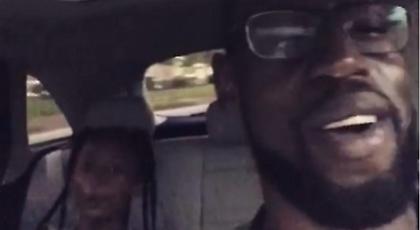 Το έριξε στο τραγούδι με την κόρη του ο Γκιστ (video)