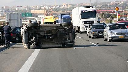 Μία νεκρή και τρεις τραυματίες σε δυστύχημα