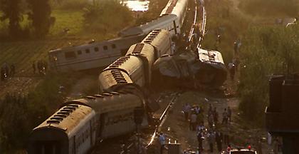 Αίγυπτος: Στους 41 οι νεκροί από την χθεσινή σύγκρουση τρένων