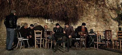 Γερνάει και συρρικνώνεται η Ελλάδα: Τι δείχνει μελέτη-σοκ