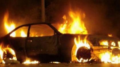 Κάμερα κατέγραψε τον πυρομανή της Πάτρας