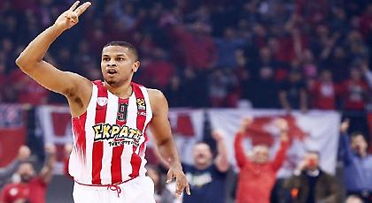 Στην Καρσίγιακα ο Γουότερς