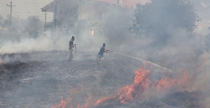 Εκκενώθηκε προληπτικά χωριό κοντά στη φωτιά στην Αμαλιάδα