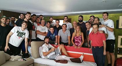 Η εθνική Ισπανίας επισκέφτηκε τον Γιουλ (pic)