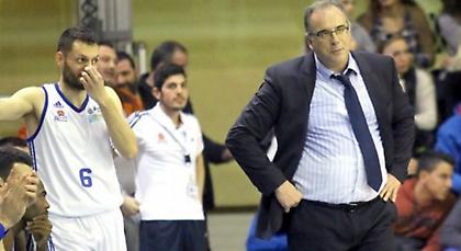 Ξανασμίγει με Σκουρτόπουλο στον ΓΣΛ Φάρο ο Κουμπούρας