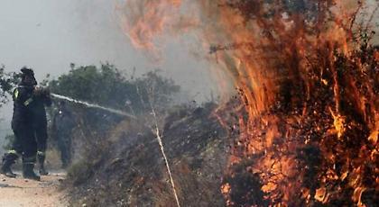 Αγωνία για τη φωτιά στην ανατολική Αττική -Τεράστιο μέτωπο προς Μαλακάσα (pics)