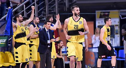 Βγήκε φωτογραφία με τον Τζόκοβιτς ο Γιάνκοβιτς (pic)