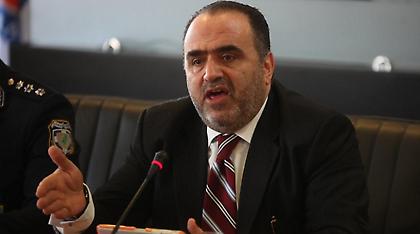 Οι παιδεραστές αντλούν το υλικό τους από το facebook...