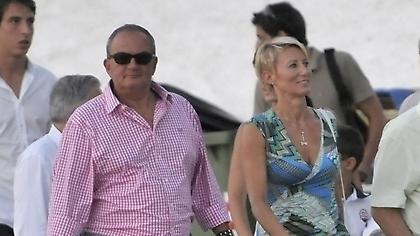 Εντοπίστηκε και ο Καραμανλής: Ήταν διακοπές στην Στοκχόλμη (pics)