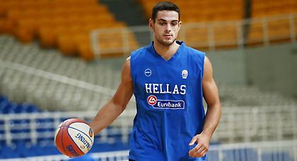 Παπαπέτρου: «Η ομάδα είναι πλήρης, αλλά πρέπει να βρούμε χημεία»