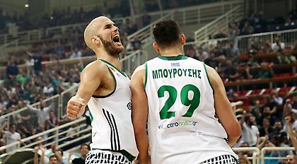 Η αγκαλιά Καλάθη και Μπουρούση (pic)