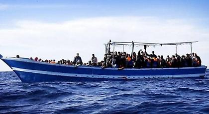 Ισπανία: Διάσωση 600 μεταναστών σε μια μέρα