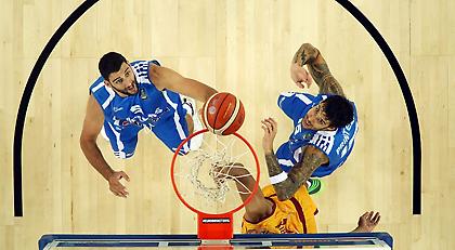 Χωρίς τρεις στο Λονδίνο λόγω γαστρεντερίτιδας η Εθνική