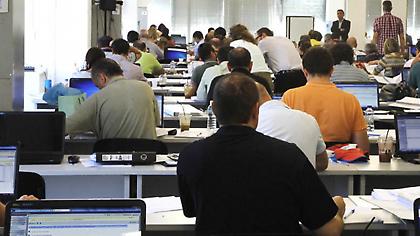 Αξιολόγηση στο δημόσιο με μπόνους από 50 έως 450 ευρώ