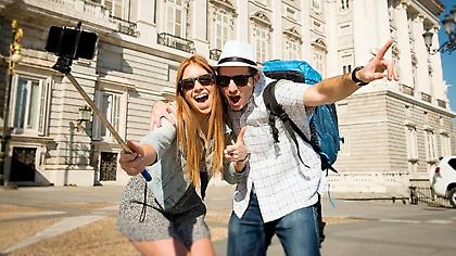 Αβγά και επιθέσεις σε τουρίστες στην Ισπανία