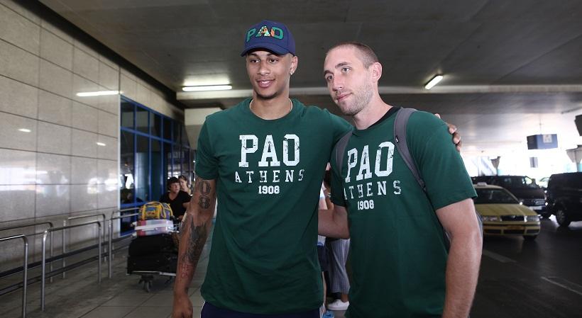 Έφτασε ντυμένος στα… πράσινα ο Λοτζέσκι, παρέα με Όγκαστ (pics)