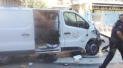 Ισπανία: Σκηνές χάους και πανικού κατά την επίθεση στη Βαρκελώνη