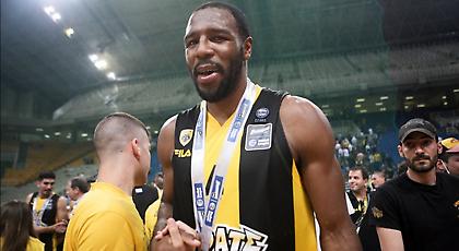 Ξανά στην ΑΕΚ ο Ελόνου