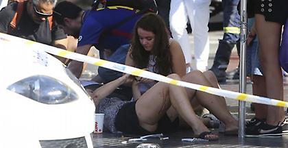 Τριήμερο πένθος στην Ισπανία μετά το τρομοκρατικό χτύπημα στη Βαρκελώνη