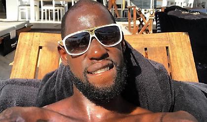 Ο Γκιστ πήρε τις παραλίες με την κόρη του (video)