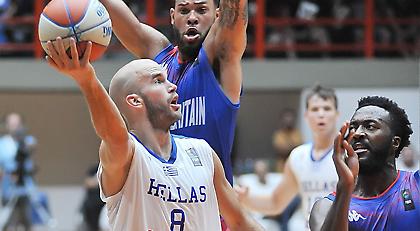 Νίκη για τη… μισή Εθνική στο Λονδίνο