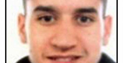 Νέο ανθρωποκυνηγητό για τον μάλλον ζωντανό οδηγό του βαν της Βαρκελώνης