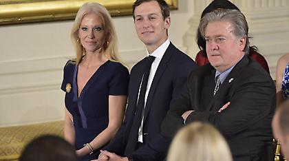 «Πόλεμο» στον Λευκό Οίκο κήρυξε ο Μπάνον μετά την αποχώρησή του