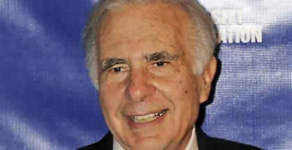 Ο μεγαλοεπενδυτής Καρλ Άικαν παραιτήθηκε από σύμβουλος του Τραμπ