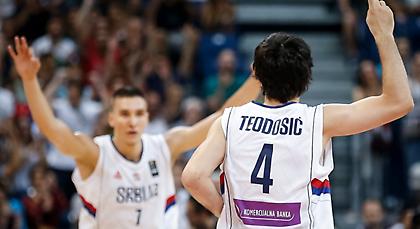 Γιατρός των Κλίπερς στο Βελιγράδι για τον Τεόντοσιτς!