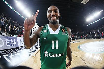 Έκπληξη: Ο Γουοναμέικερ αποφάσισε να μείνει στη Νταρουσάφακα!