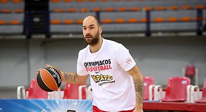 «Λιώνει» στο ΣΕΦ ο Σπανούλης (video)