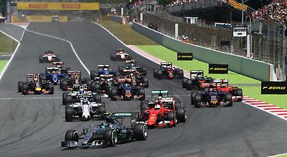 Σκέφτεται τη Formula 1 η Porsche